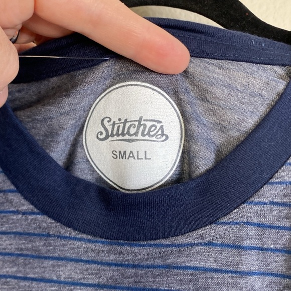 Stitches Yankees Blue and White Short Sleeve Tee Sz men’s small NWT - Picture 2 of 4